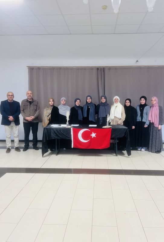 İbn-i Sina Enstitüsü Anadolu İmam Hatip Lisesi Öğrencileri Meclis Başkanını Seçti