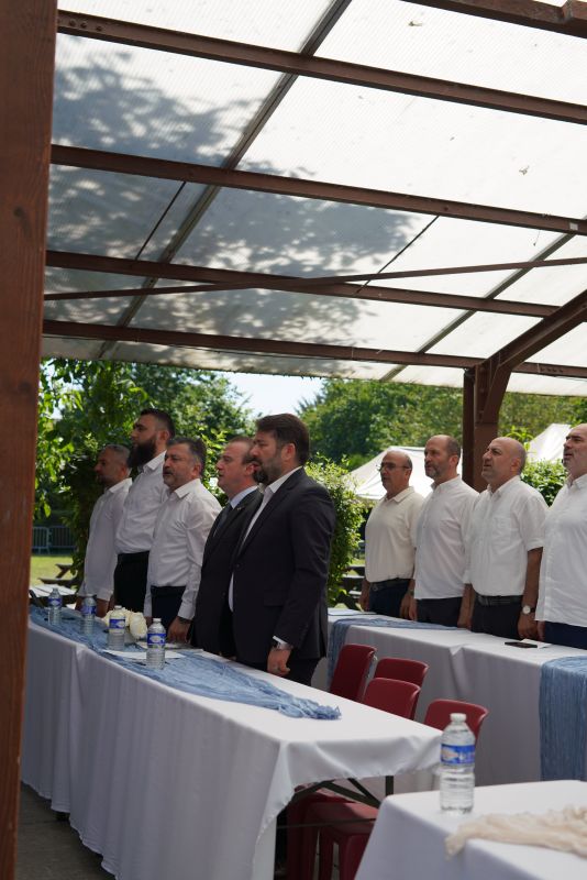 Belçika İbn-i Sina Enstitüsü ve Anadolu İmam Hatip Lisesi 2024-2025, 10. Mezuniyet Töreni Coşkuyla Gerçekleşti.