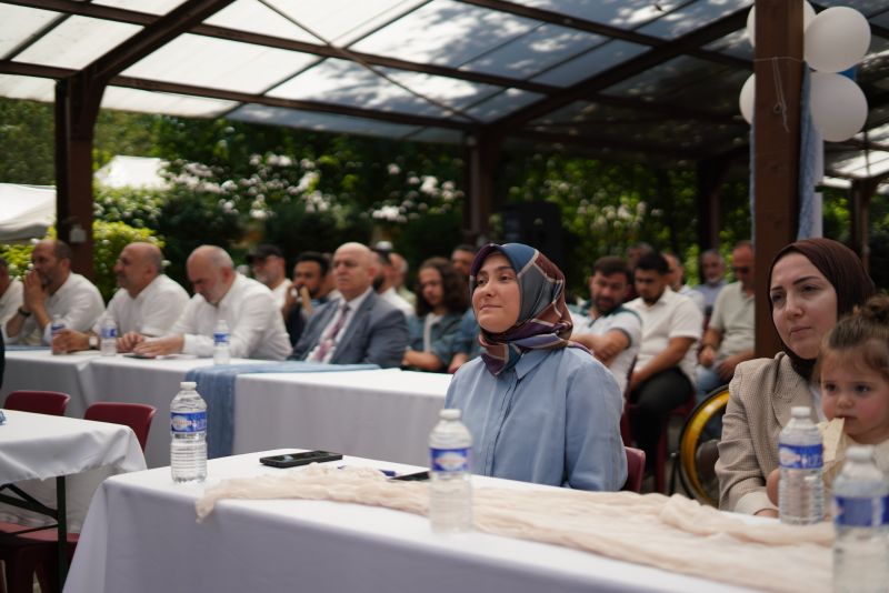 Belçika İbn-i Sina Enstitüsü ve Anadolu İmam Hatip Lisesi 2024-2025, 10. Mezuniyet Töreni Coşkuyla Gerçekleşti.