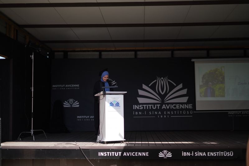 Belçika İbn-i Sina Enstitüsü ve Anadolu İmam Hatip Lisesi 2024-2025, 10. Mezuniyet Töreni Coşkuyla Gerçekleşti.