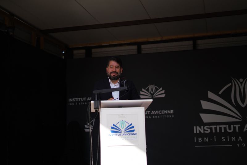 Belçika İbn-i Sina Enstitüsü ve Anadolu İmam Hatip Lisesi 2024-2025, 10. Mezuniyet Töreni Coşkuyla Gerçekleşti.
