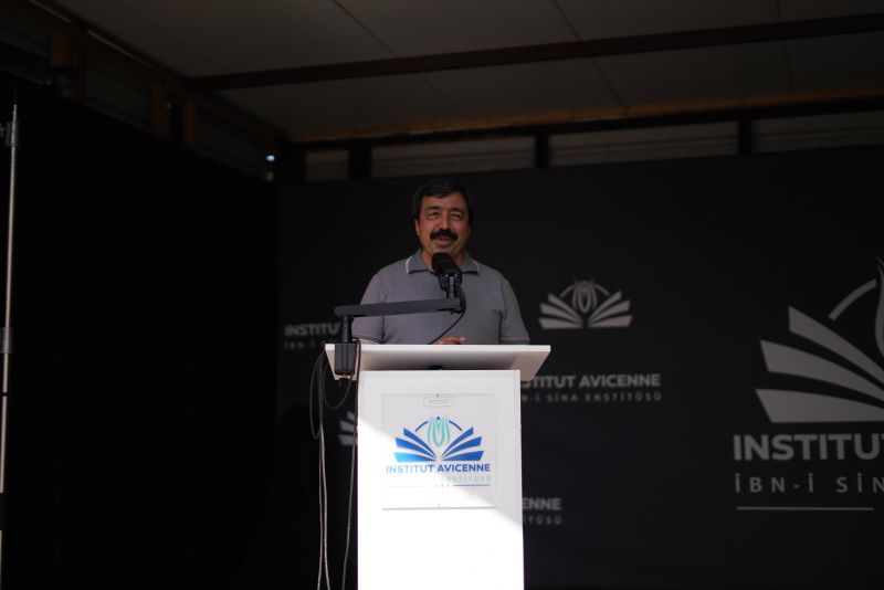 Belçika İbn-i Sina Enstitüsü ve Anadolu İmam Hatip Lisesi 2024-2025, 10. Mezuniyet Töreni Coşkuyla Gerçekleşti.