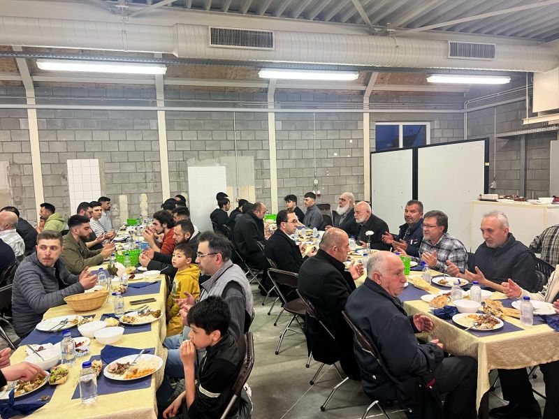 Genk Şubesi Kuran Kursu Yararına İftar Programı