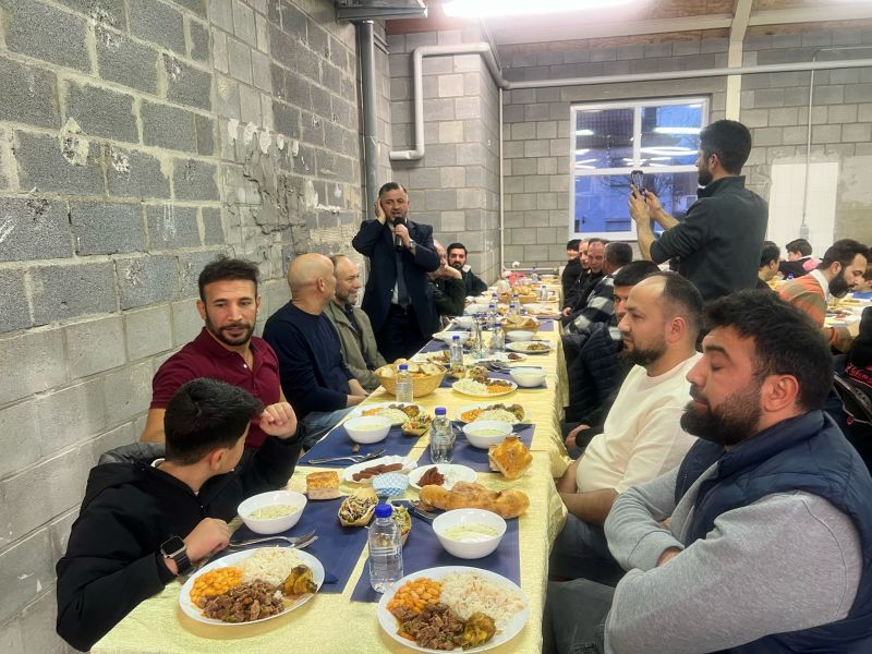 Genk Şubesi Kuran Kursu Yararına İftar Programı