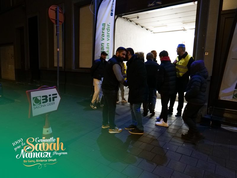 1100 Genç, Anvers Huzur Cami’nde Sabah Namazında Buluştu