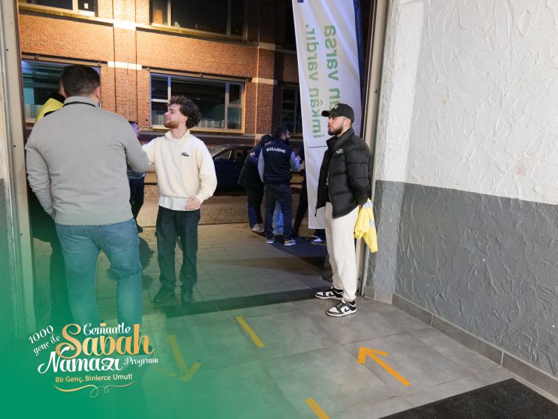1100 Genç, Anvers Huzur Cami’nde Sabah Namazında Buluştu