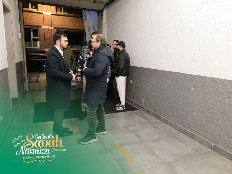 1100 Genç, Anvers Huzur Cami’nde Sabah Namazında Buluştu