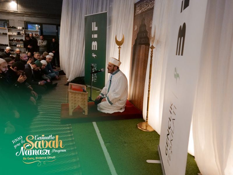 1100 Genç, Anvers Huzur Cami’nde Sabah Namazında Buluştu