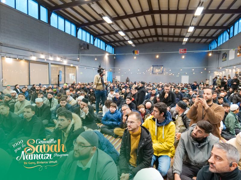 1100 Genç, Anvers Huzur Cami’nde Sabah Namazında Buluştu