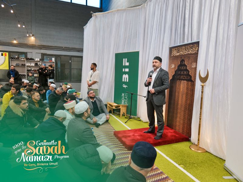 1100 Genç, Anvers Huzur Cami’nde Sabah Namazında Buluştu