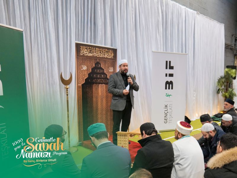 1100 Genç, Anvers Huzur Cami’nde Sabah Namazında Buluştu