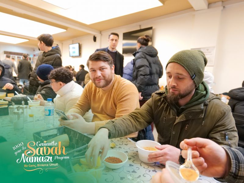 1100 Genç, Anvers Huzur Cami’nde Sabah Namazında Buluştu