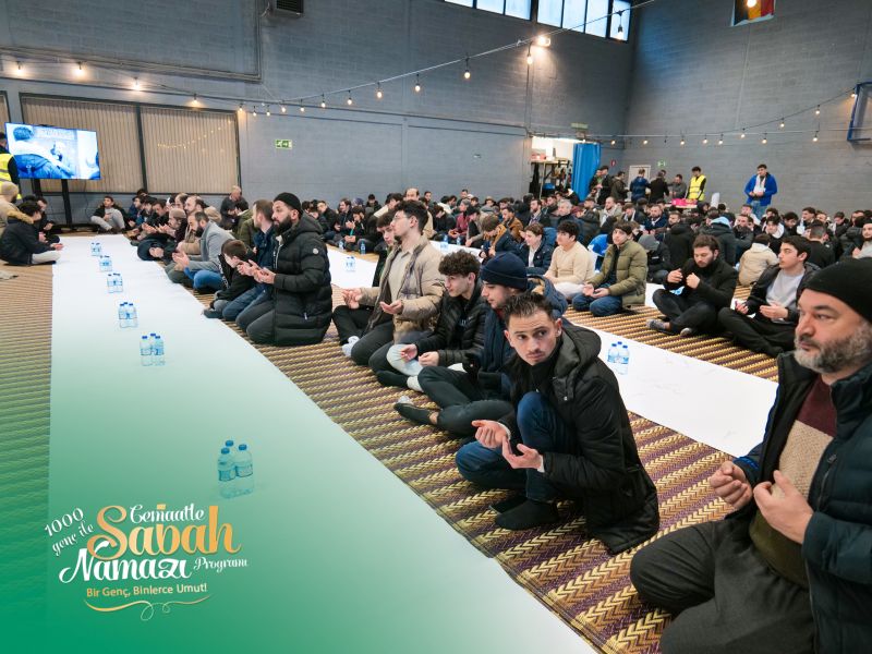 1100 Genç, Anvers Huzur Cami’nde Sabah Namazında Buluştu