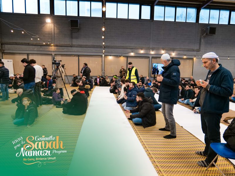 1100 Genç, Anvers Huzur Cami’nde Sabah Namazında Buluştu