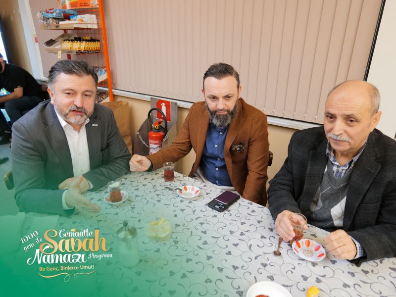 1100 Genç, Anvers Huzur Cami’nde Sabah Namazında Buluştu