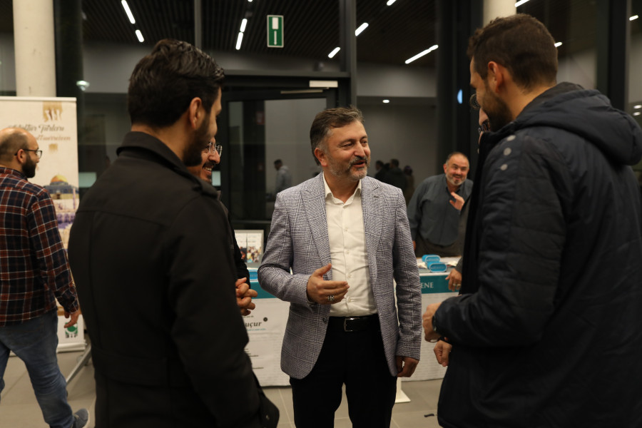 Bekir Develi ile Genç Sohbet