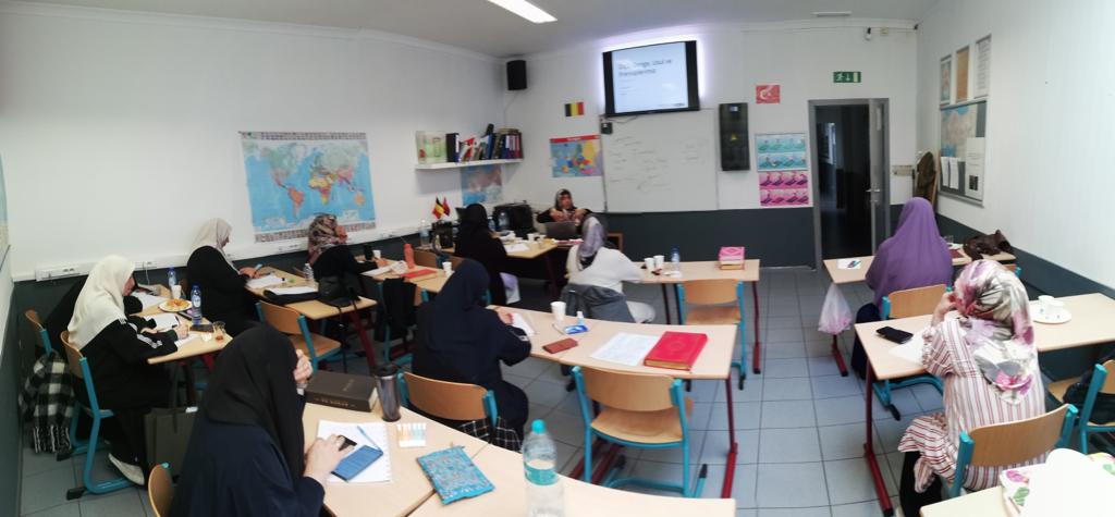 Hoca Hanımlar İleri Eğitimde Buluşuyor