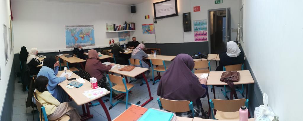 Hoca Hanımlar İleri Eğitimde Buluşuyor